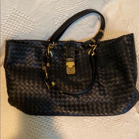 bottega veneta black woven leather bag